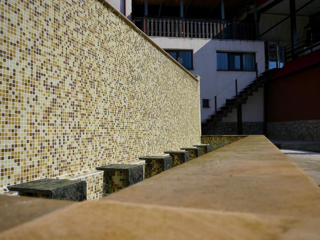 Tryavna Lake Hotel & Spa Εξωτερικό φωτογραφία
